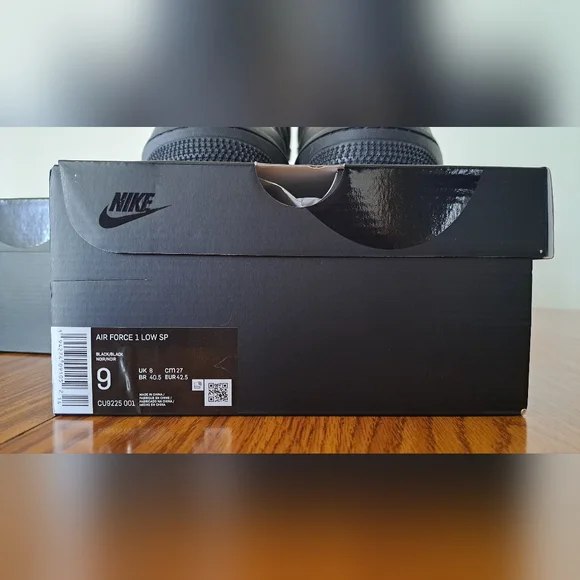 Nike Air Force 1 x Supreme - Picture 4 of 4